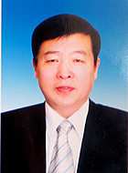 Oakleys: Jilin University School of Management professor